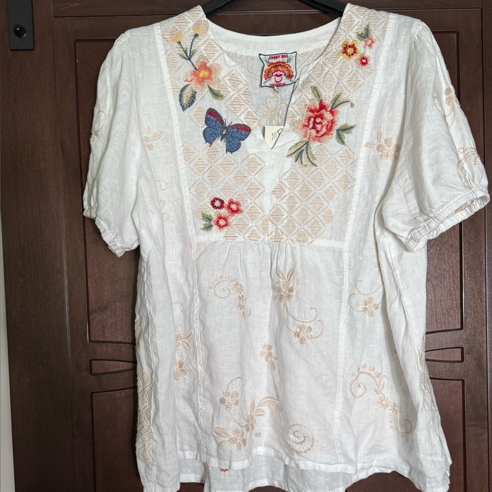 Johnny Was Embroidered White Top with Floral and Butterfly Design. Plus size NWT